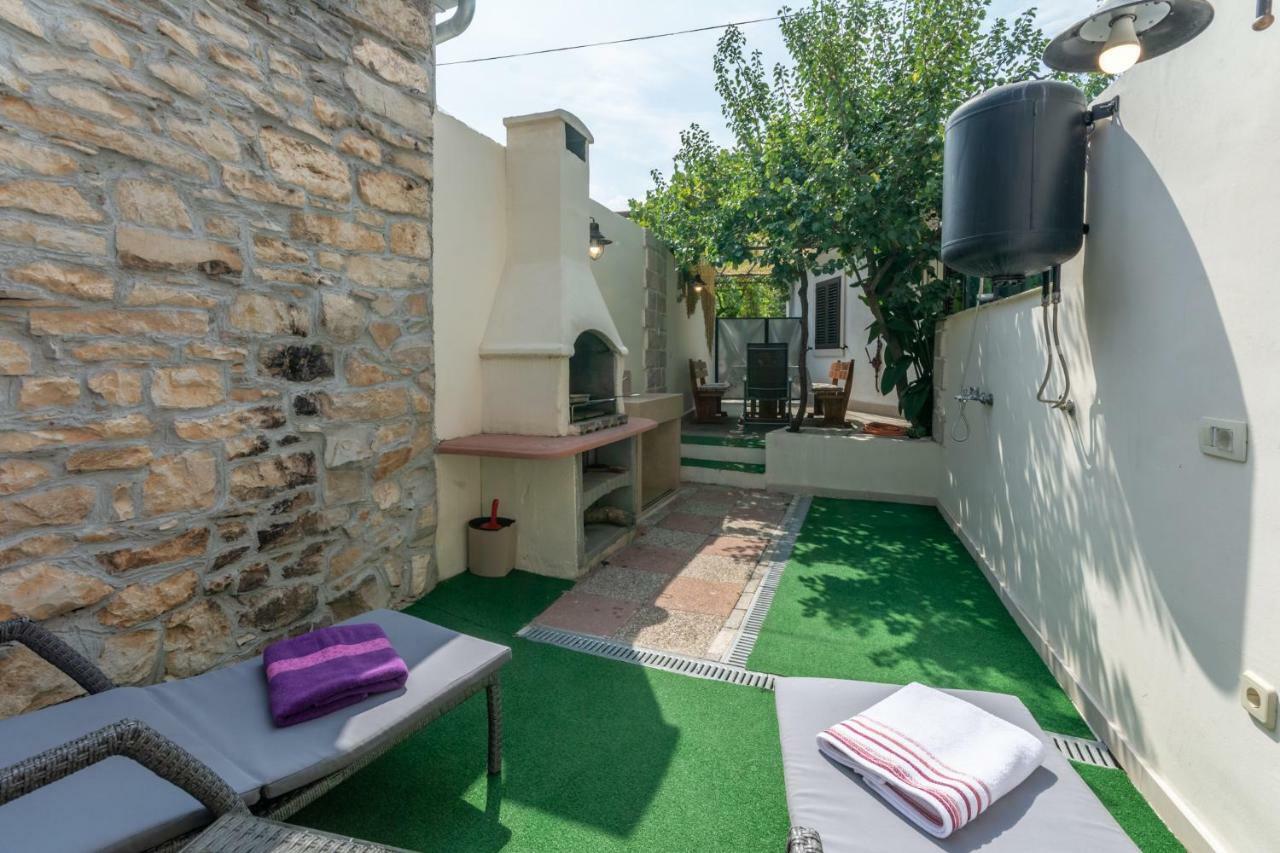 Holiday Home Tamjan Supetar Εξωτερικό φωτογραφία